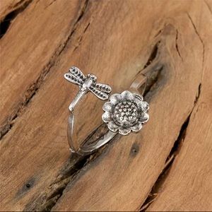 3/$15 Adjustable Dragonfly & Sunflower Ring
